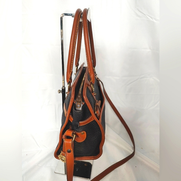 Dooney and Bourke "Whispers of Lace" Black All Weather Leather Shoulder/Hand Bag - Picture 11 of 16